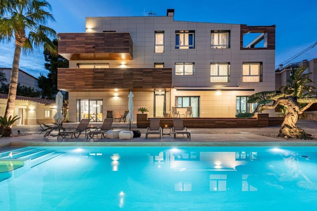 Apartament Luxury Casa Con Piscina, Wifi, 150M Dal Mare Miami Playa Zewnętrze zdjęcie