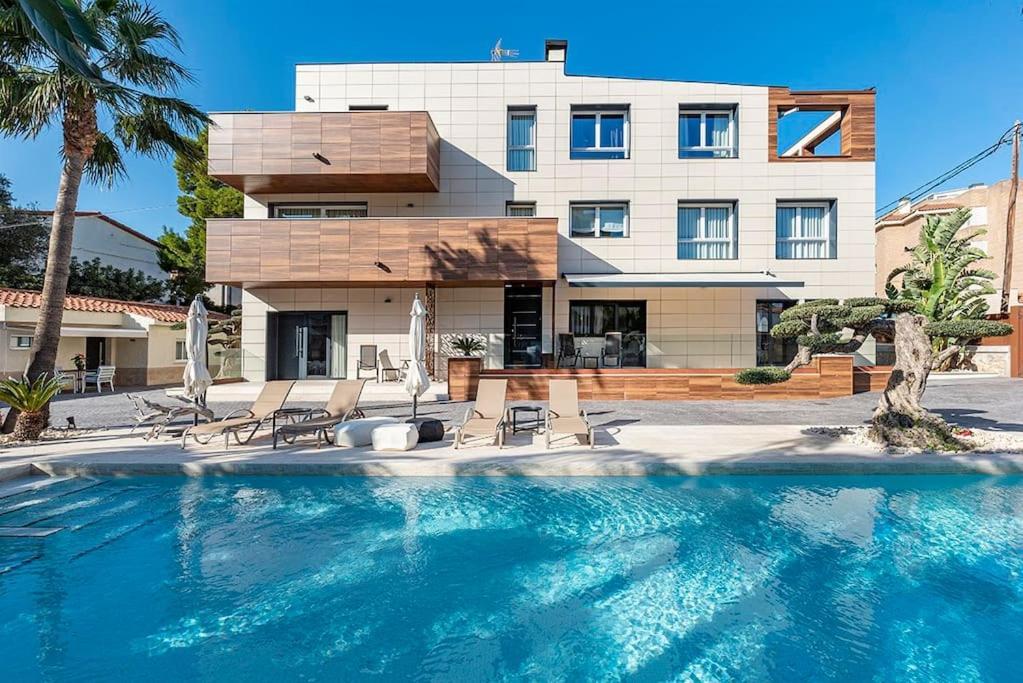 Apartament Luxury Casa Con Piscina, Wifi, 150M Dal Mare Miami Playa Zewnętrze zdjęcie