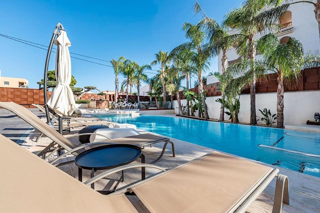 Apartament Luxury Casa Con Piscina, Wifi, 150M Dal Mare Miami Playa Zewnętrze zdjęcie